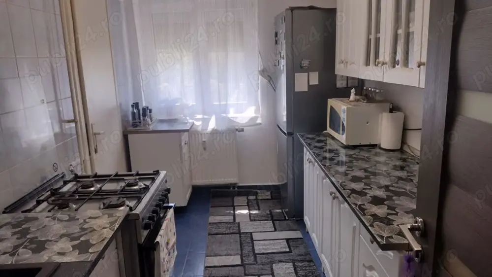 Mobilat si utilat complet in bloc din 2001, linga Mall cu parcare popie