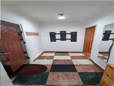 Confort 1 la etajul 2 linga Judetean