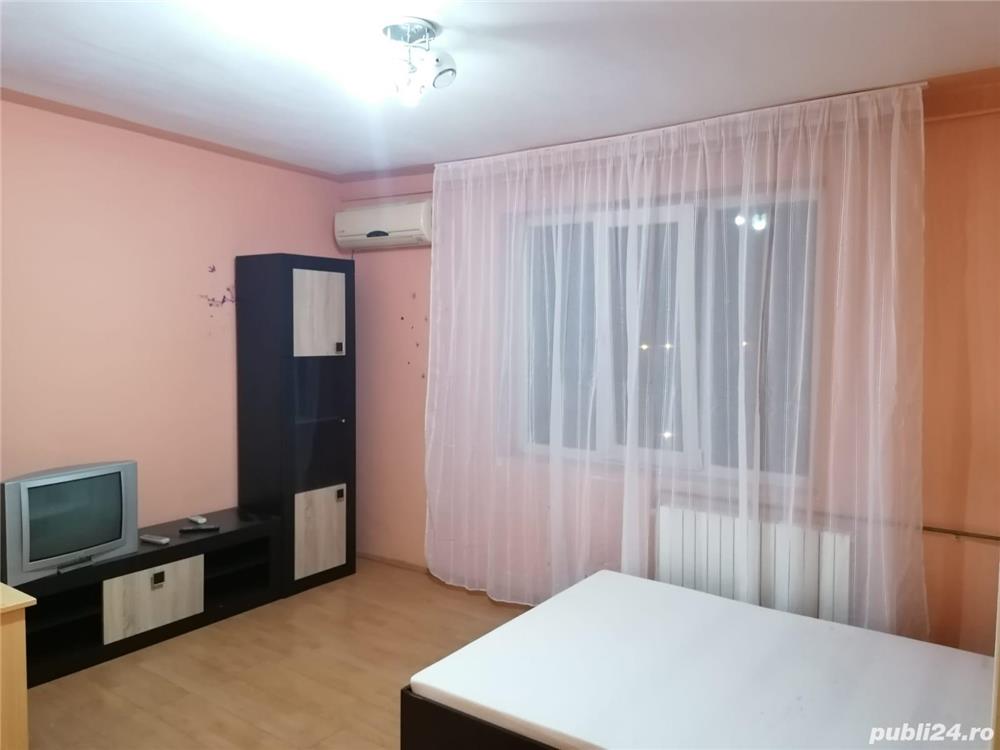 Decomandat, mobilat si utilat in Complex