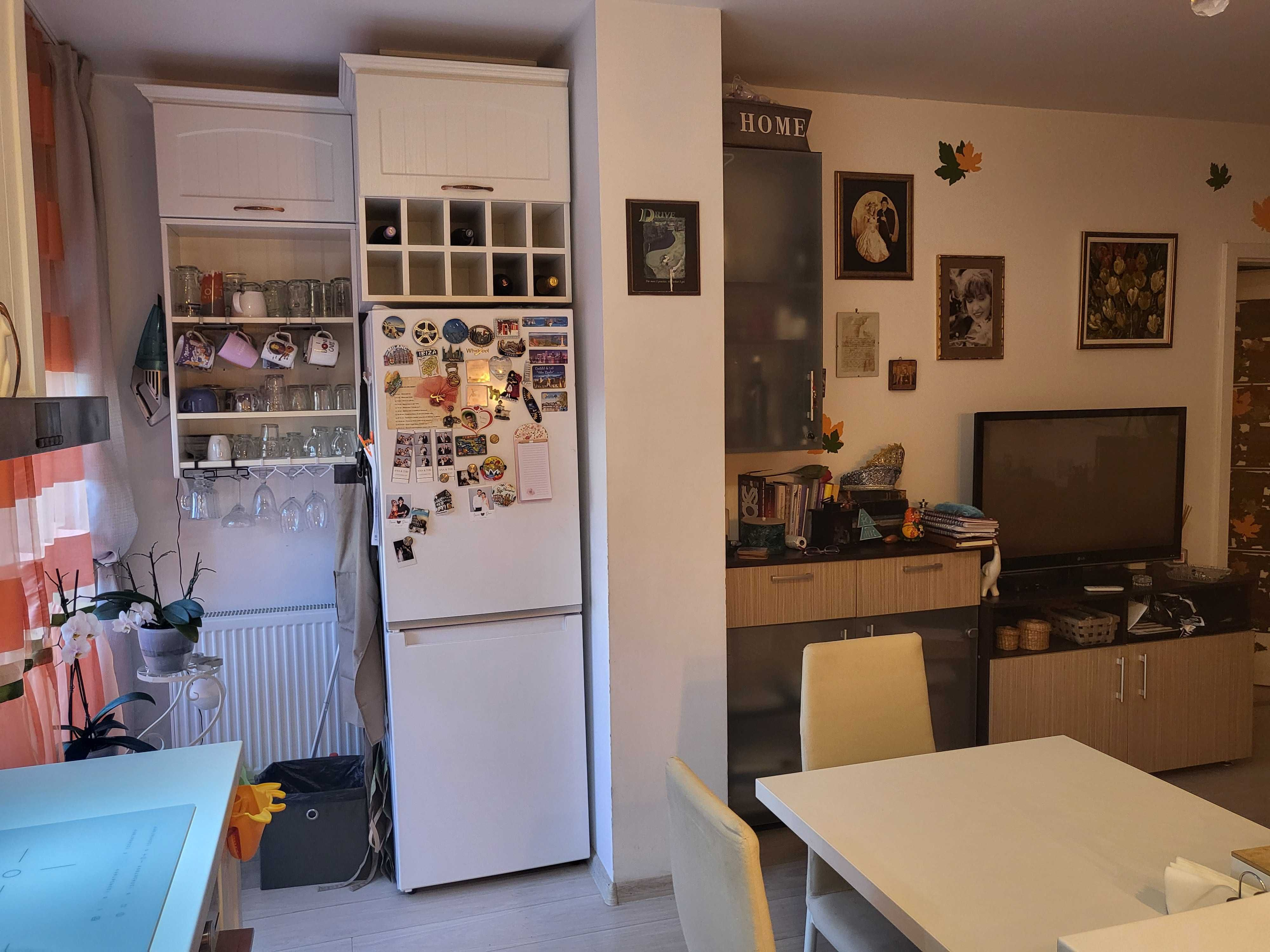 Apartament în bloc nou cu terasă și grădină propie, mobilat și utilat