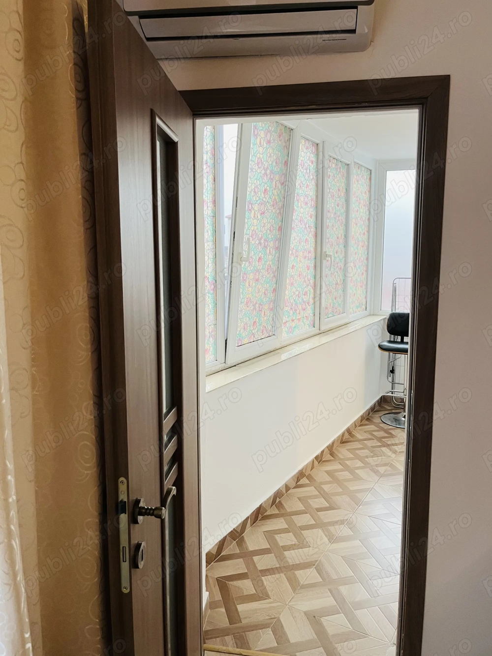Renovat, mobilat și utilat la etajul 2 lingă AEM