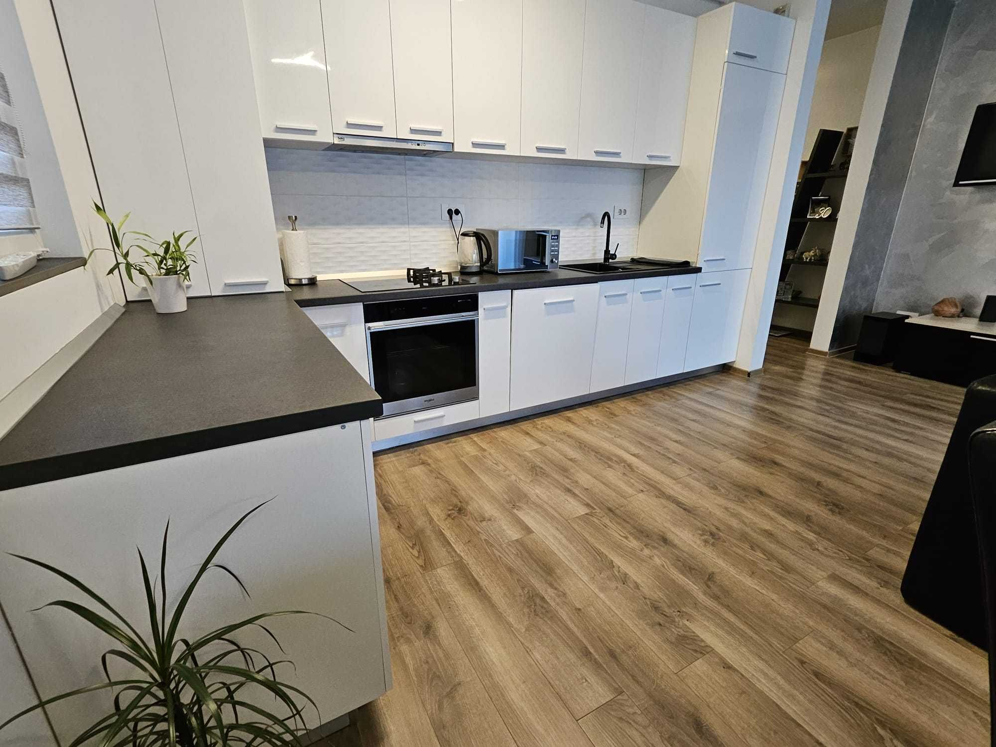 Apartament in bloc nou, mobilat si utilat