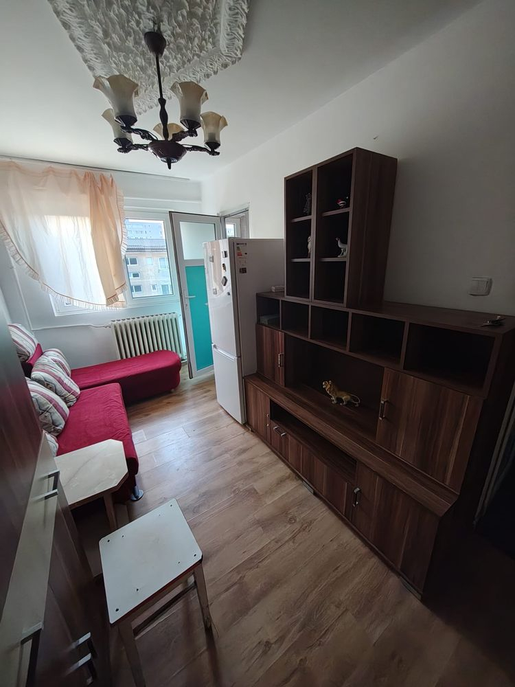 Apartament cu 2 camere in bloc cu acoperis de tigla