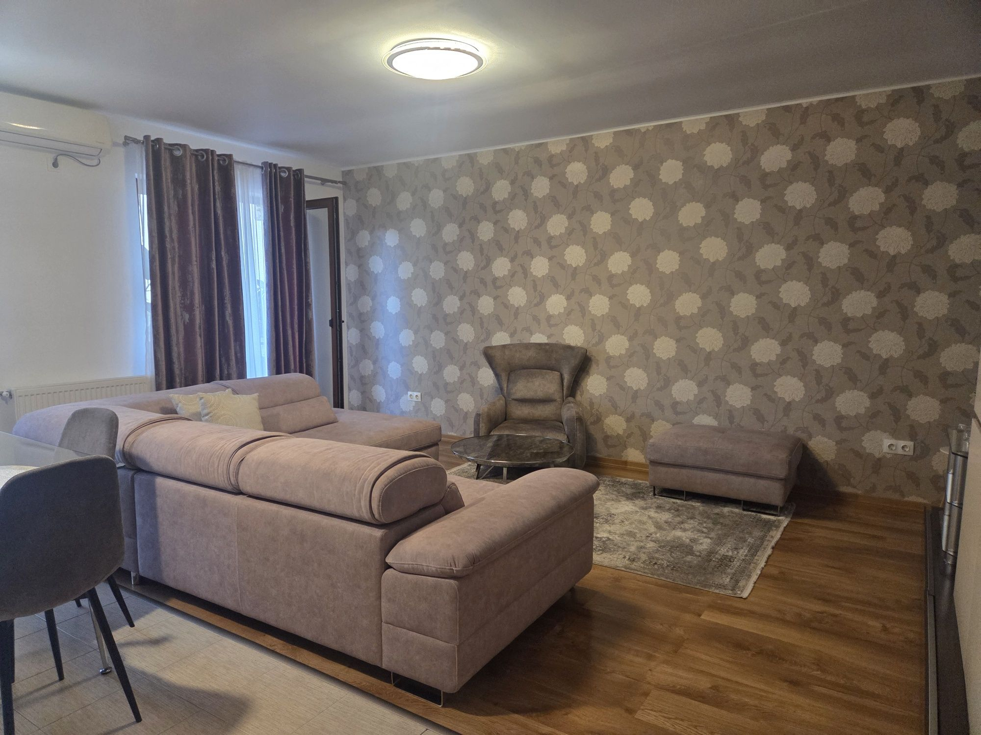 Apartament în bloc nou cu 2 locuri de parcare incluse lingă VOX