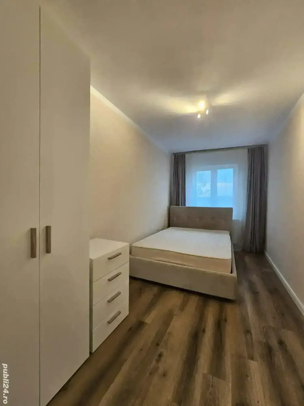 Mobilat si utilat modern linga Generala 18