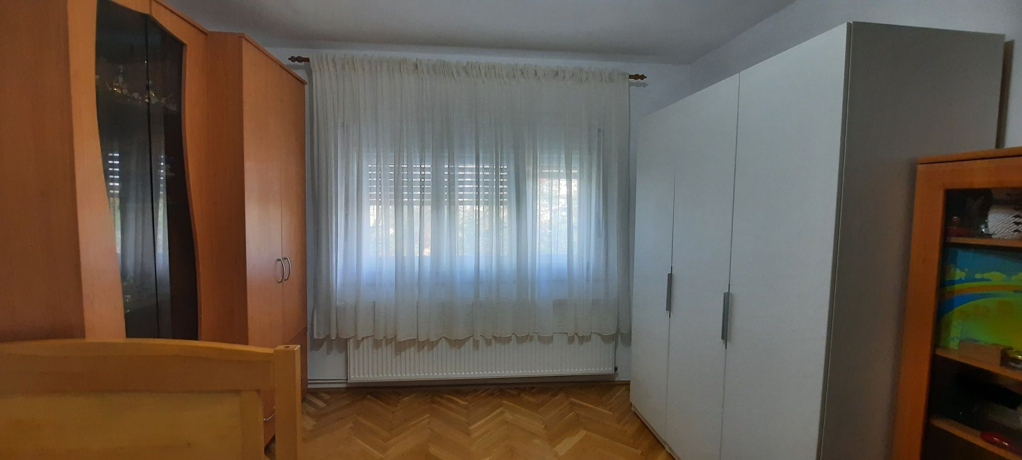 Mobilat și utilat aproape de Piață Verde