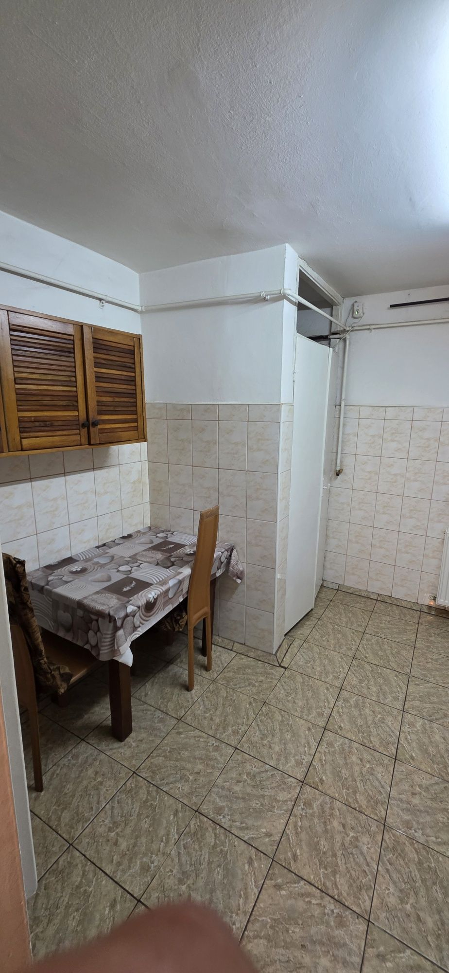 Confort 1, model mare, lingă Generala 7