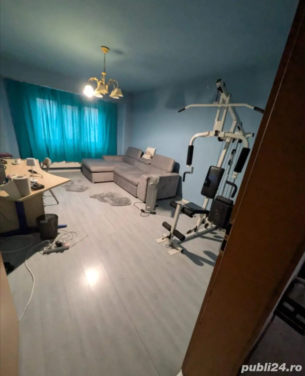 Decomandat 109 mp utili la etajul 3 Soarelui