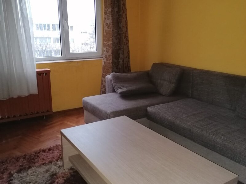 Decomandat cu 2 bai in Bucovina