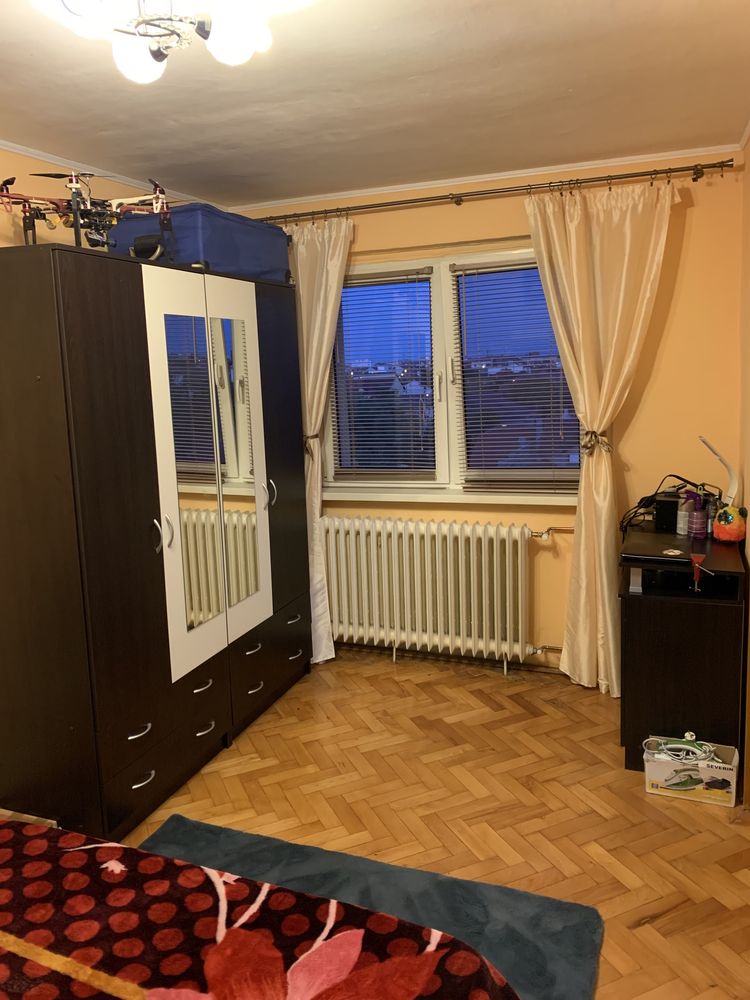 Mobilat si utilat in bloc anvelopat