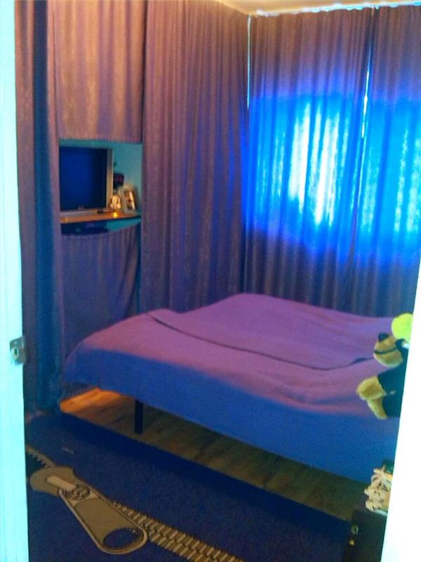 Decomandat cu 2 bai si 2 balcoane