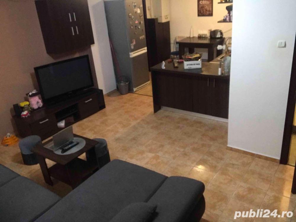 3 camere in bloc din 2008 cu curte propie