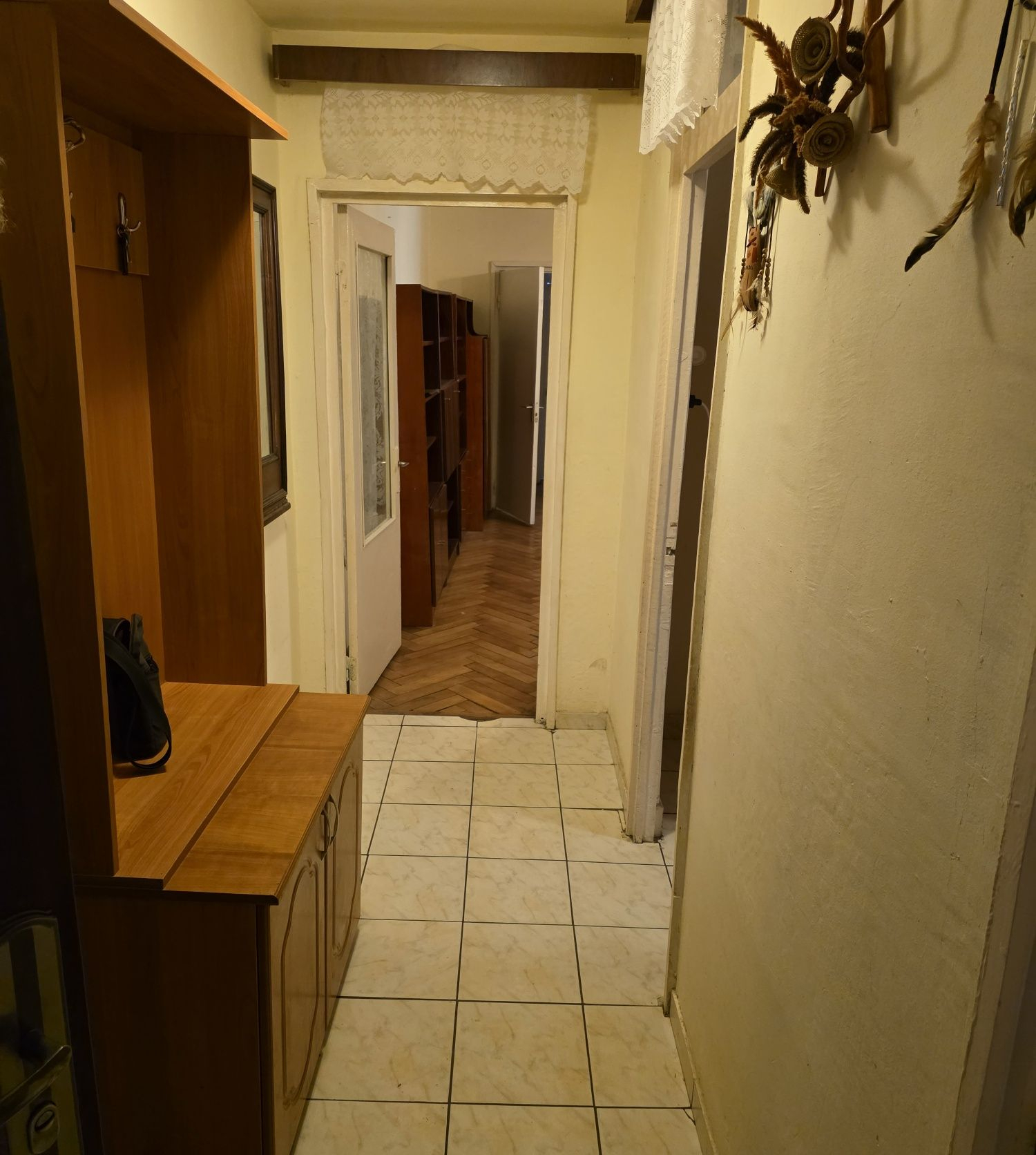 Etaj 2, 55mp cu centrala propie in bloc anvelopat