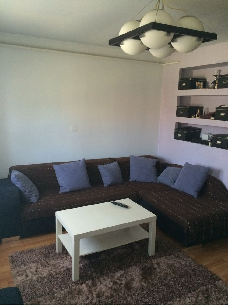 Apartament cu 2 camere, mobilat si utilat cu loc de parcare inclus