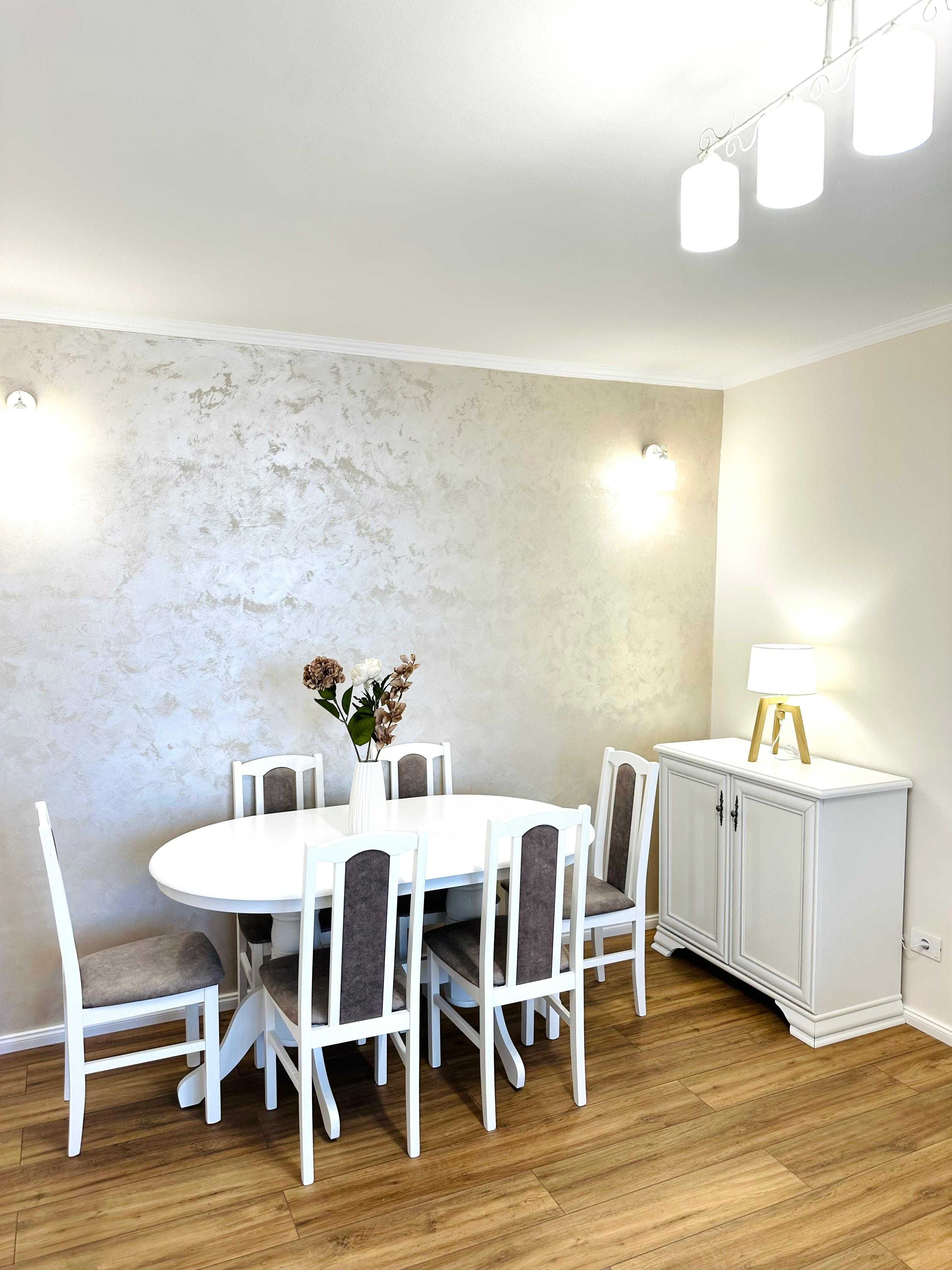 Apartament de lux la etajul 2 aproape de medicina