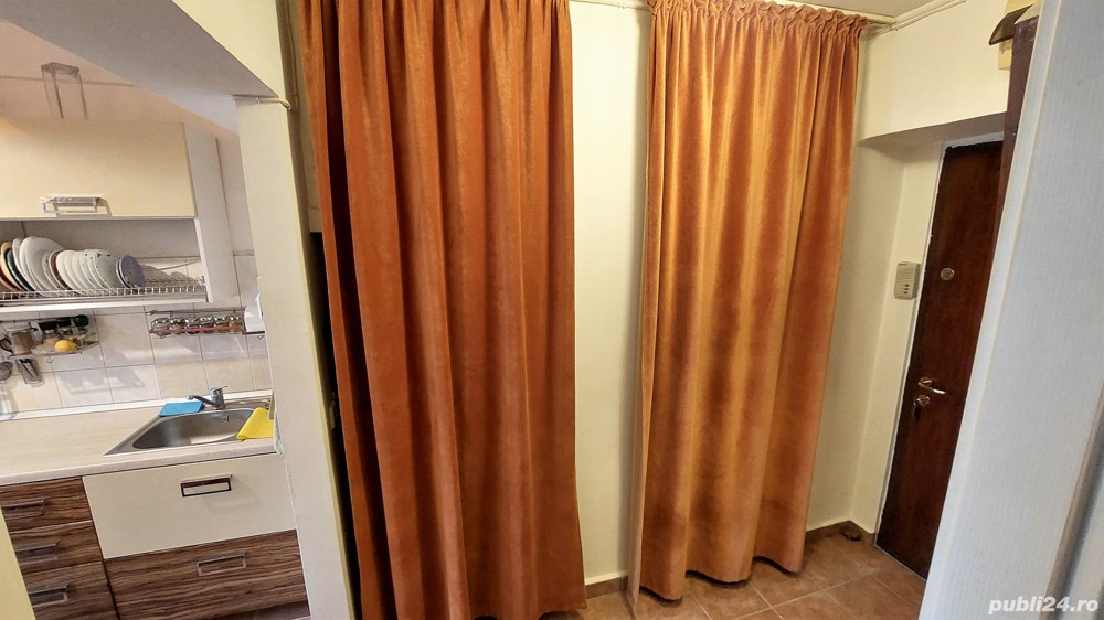 Apartament cu 2 camere cu 3 balcoane la etajul 3