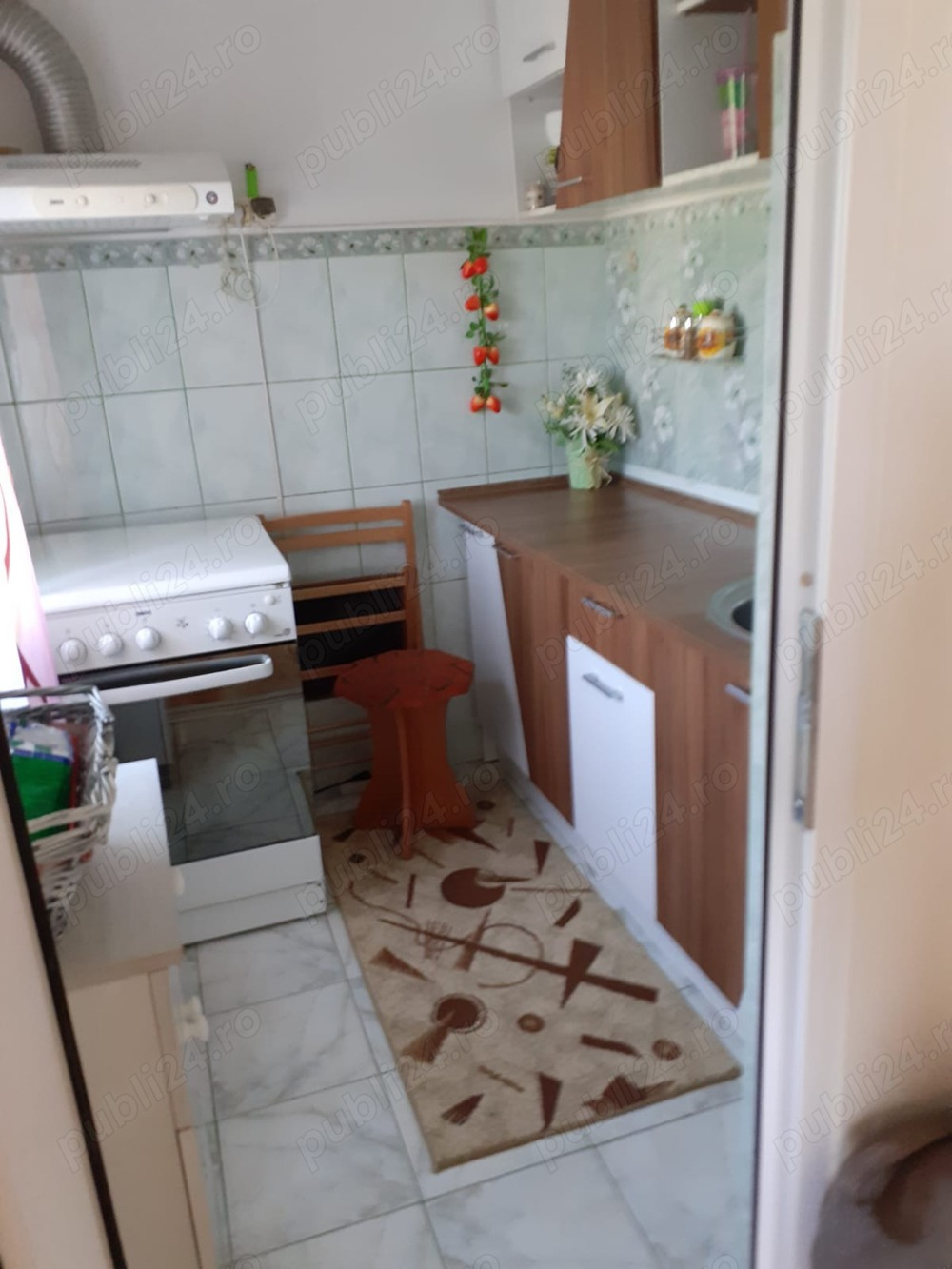 Apartament cu 2 camere aproape de piata Doina