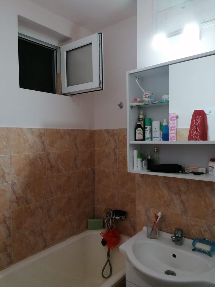 Confort 1, model mare la etaj intermediar