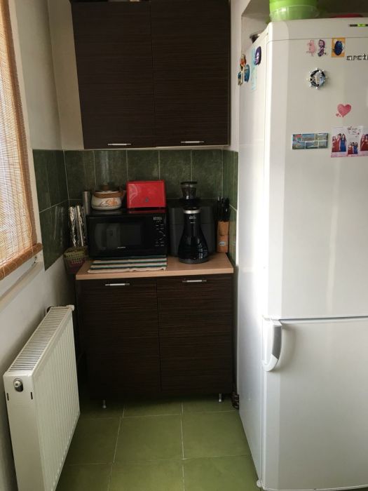 Decomandat cu centrală propie, în zona Lipovei