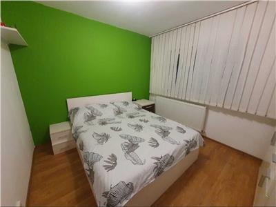 Apartament cu 3 camere, decomandat , mobilat și utilat