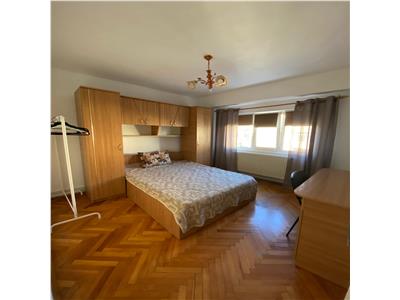 2 camere decomandat cu centrala langa SRI 56mp