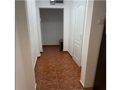 Mobilat si utilat la etajul 2 aproape de piata Doina