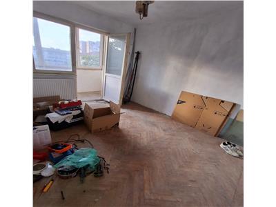 Apartament cu 3 camere, Piata Dacia