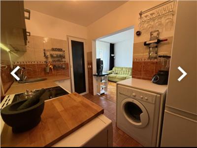 Renovat, mobilat și utilat la parter inalt