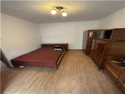 Cu centrala si balcon Dacia