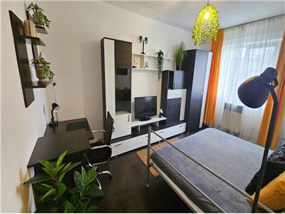 Mobilata si utilata in bloc anvelopat