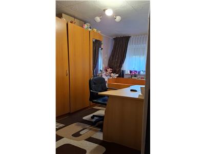 Etaj 2 lingă generală 18, mobilat și utilat
