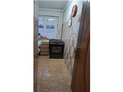 Etaj 2 lingă generală 18, mobilat și utilat