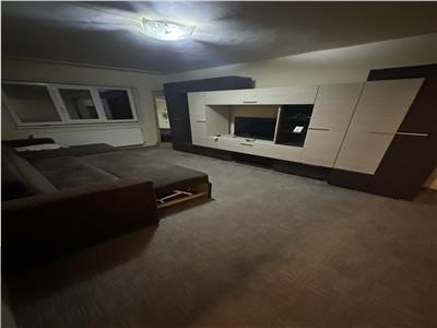 Decomandat cu 2 balcoane si centrala proprie 60mp
