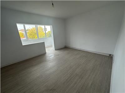 Etaj 2 renovat complet nou linga Generala 30