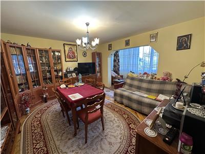 Mobilat si utilat cu 2 bai si 2 balcoane