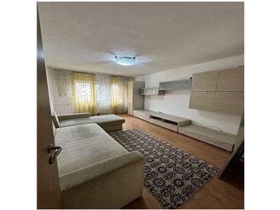 Decomandat, model mare la et 3, aproape de complex