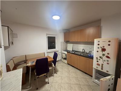 56mp, mobilat si utilat in bloc anvelopat lingă piata Doina