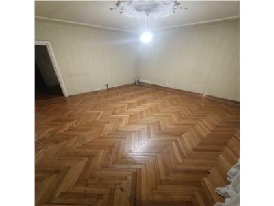 2 CAMERE, ETAJ 1, 58 MP,  CENTRALA TERMICA, DOROBANTILOR!