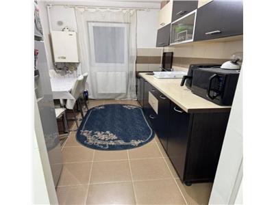 Decomandat cu 2 bai si 2 balcoane la etajul 3