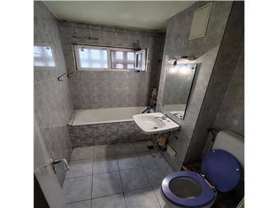 2 camere etaj 1 cu centrala propie, aproape de Mall