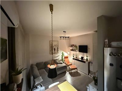 Etaj 1 in bloc nou cu loc de parcare inclus