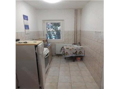 Decomandat la parter inalt, model mare