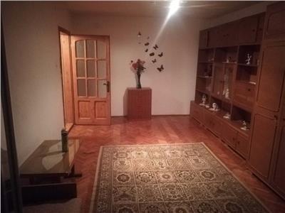 Decomandat, mobilat si utilat