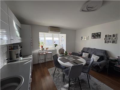 Modificat in 3 camere, mobilat si utilat