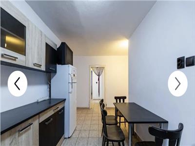 Decomandat cu 2 bai, model mare, aproape de Complex