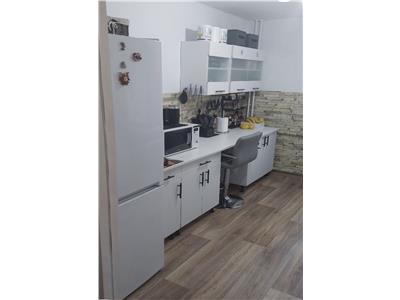 Etaj 1 cu 2 balcoane, model mare