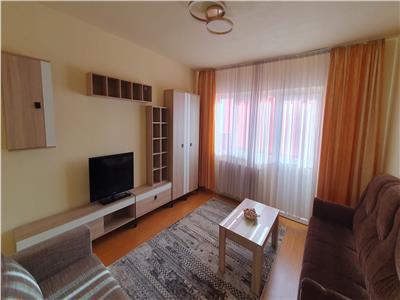 Etaj 1 decomandat prima inchiriere Shopping City