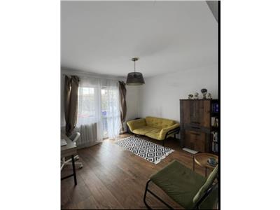 Mobilat si utilat decomandat