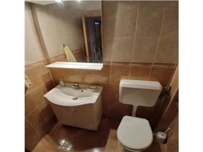 Etaj 2 cu 2 bai si 2 balcoane, mobilat si utilat