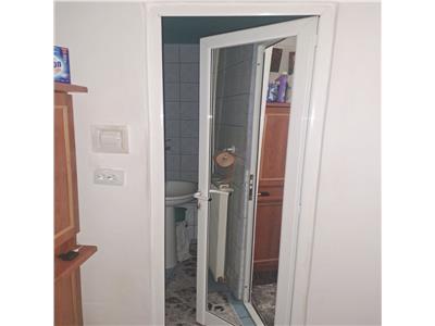 2 camere decomandat linga Piata Verde